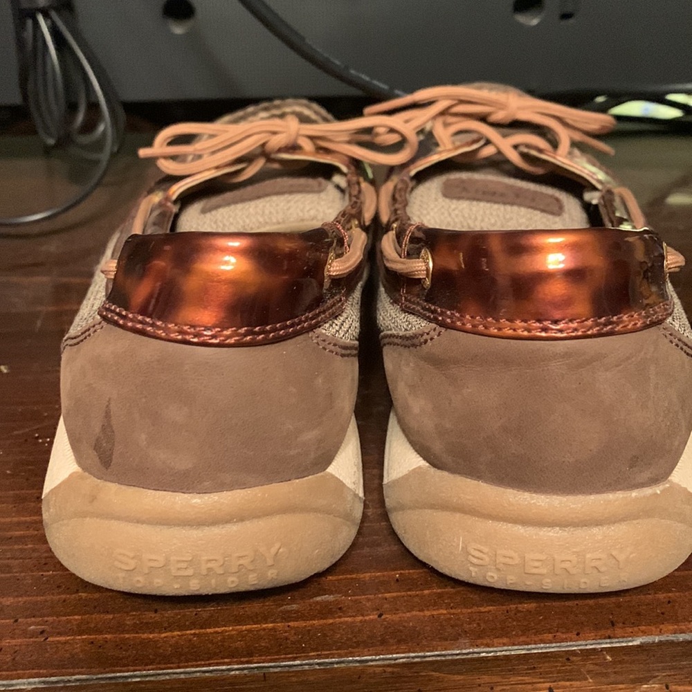 Sperry’s - Picture 5 of 5